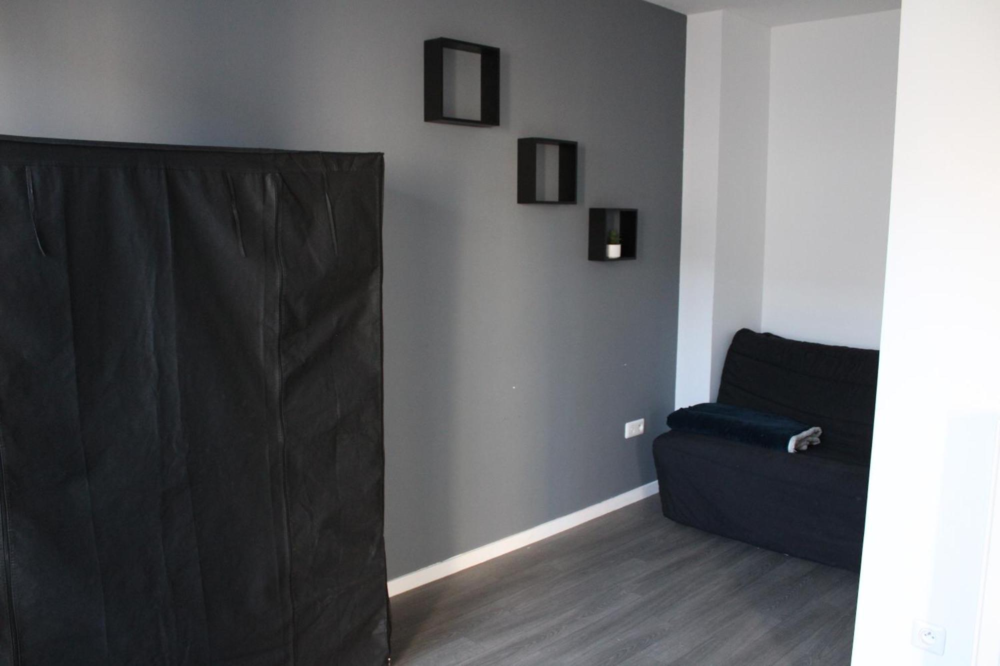 3 Pieces + Terrasse Dernier Etage Proche Centre Apartment Meaux Luaran gambar